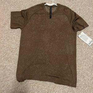Lululemon Men’s Metal Vent Tech Short Sleeve